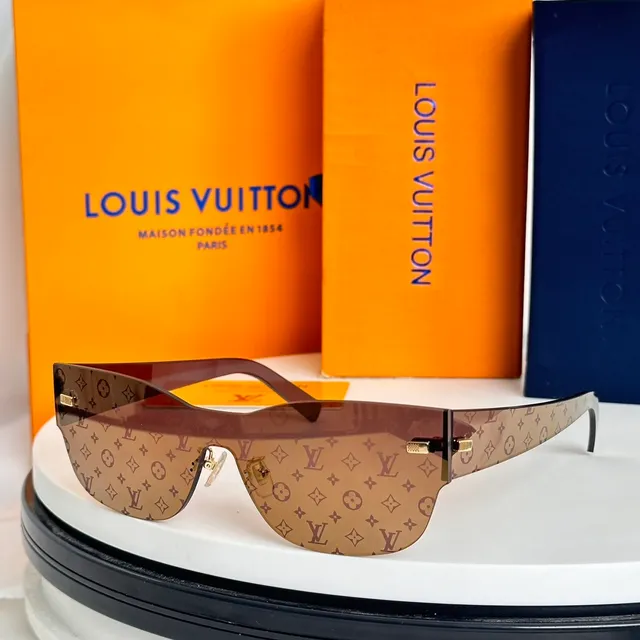 Louis Vuitton Shield-Style Rimless-Top Sunglasses 6