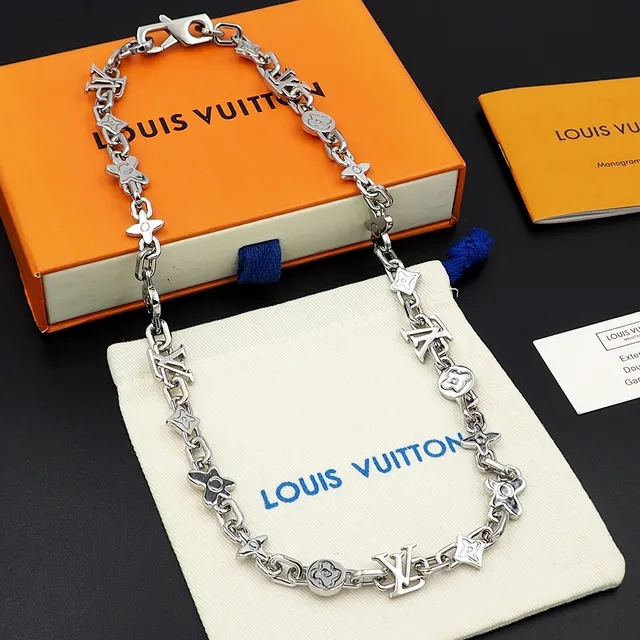 Louis Vuitton चांदी धातु लिंक श्रृंखला निर्माण हार 2