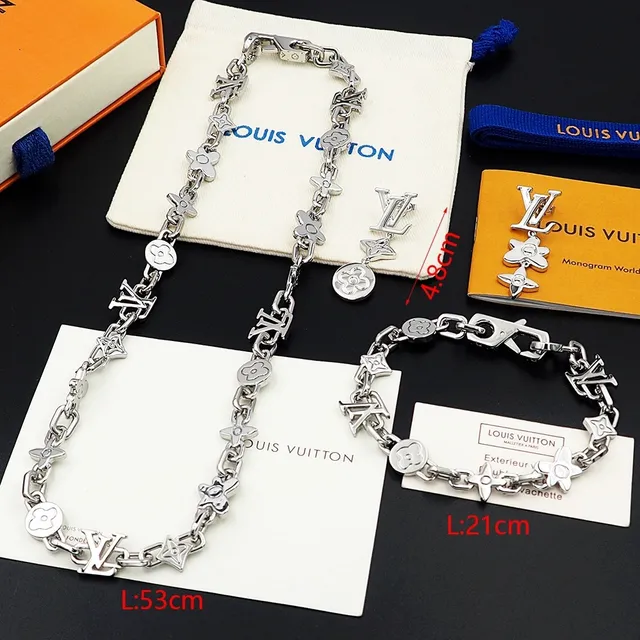 Louis Vuitton चांदी धातु लिंक श्रृंखला निर्माण हार 8