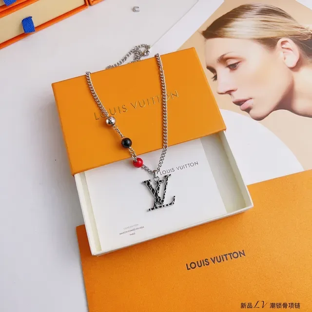 Louis Vuitton Corrente Prateada Vermelha LV Monograma Colar Pendente 6