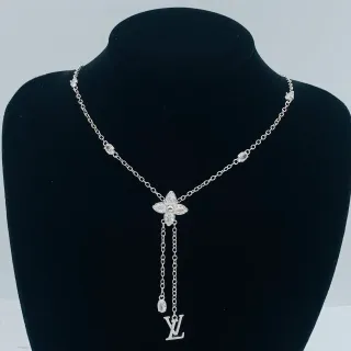 Colar Louis Vuitton Prata Transparente Estilo Lariat com Cristais