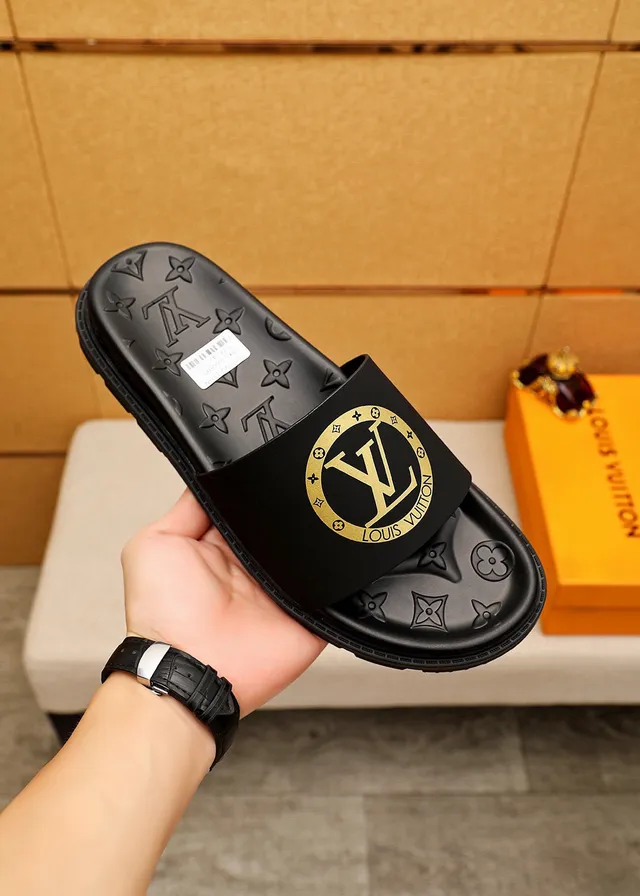 Louis Vuitton Slide 黑色金色模制花纹鞋底宽带拖鞋 4
