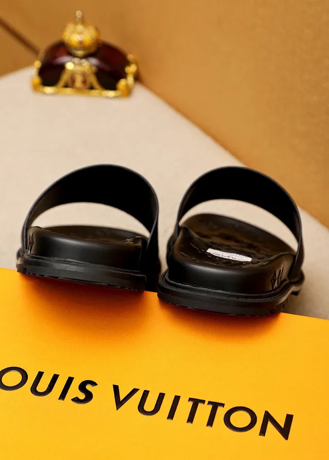 Louis Vuitton Slide 黑色金色模制花纹鞋底宽带拖鞋 8