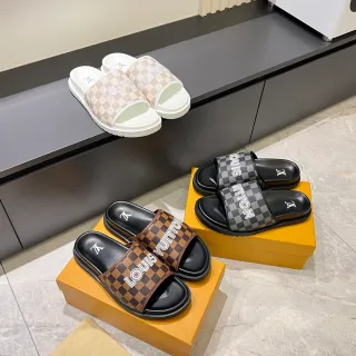 路易威登 Slide 棕褐米色 Damier Check 格纹带 醒目标志文字 拖鞋