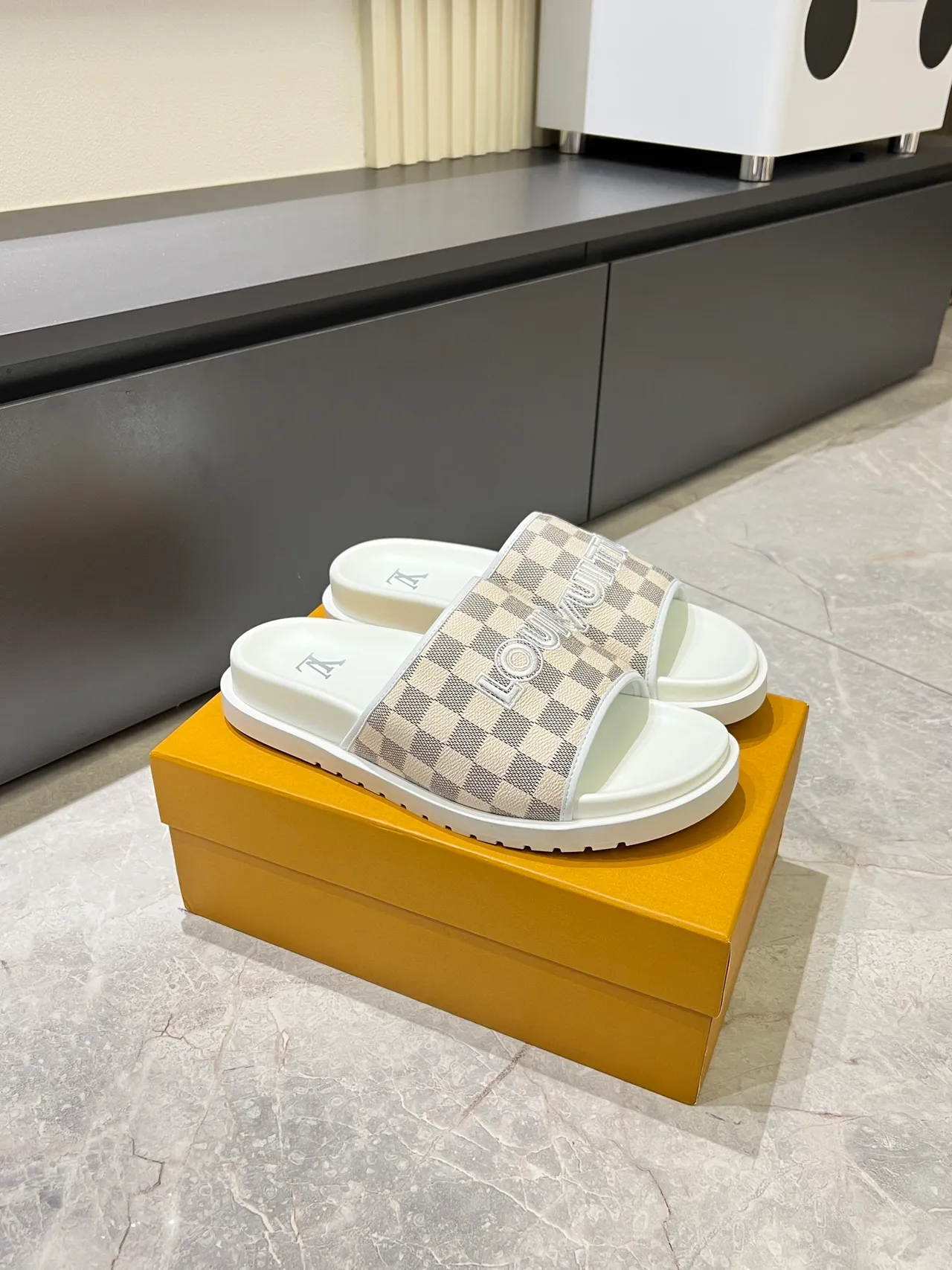 Louis Vuitton Slide Brown Beige Damier Check Strap Bold Logo Lettering Slippers 11