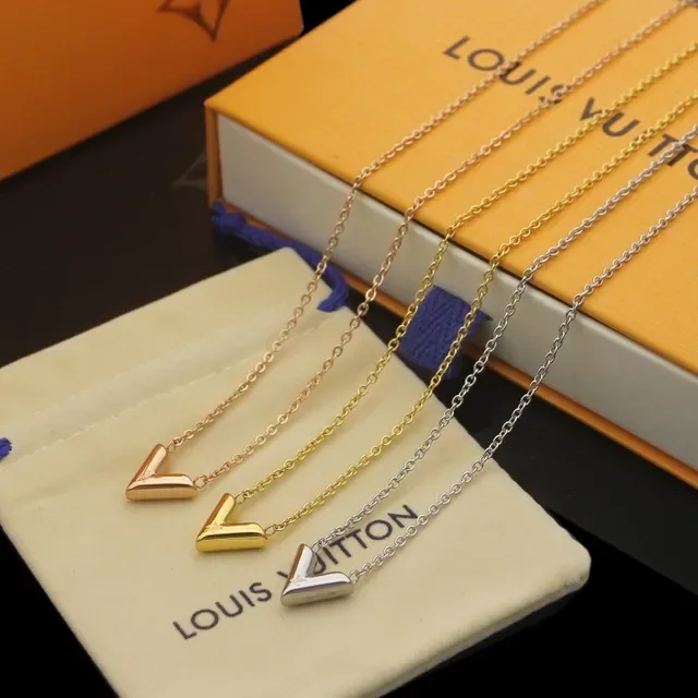 Louis Vuitton V-Shaped Gold Beige Chain Pendant Necklace 6