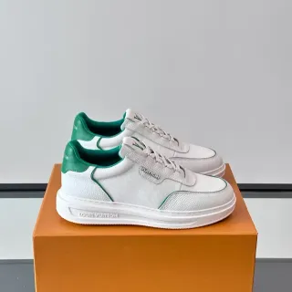 Louis Vuitton Tênis Lifestyle Brancos e Verdes