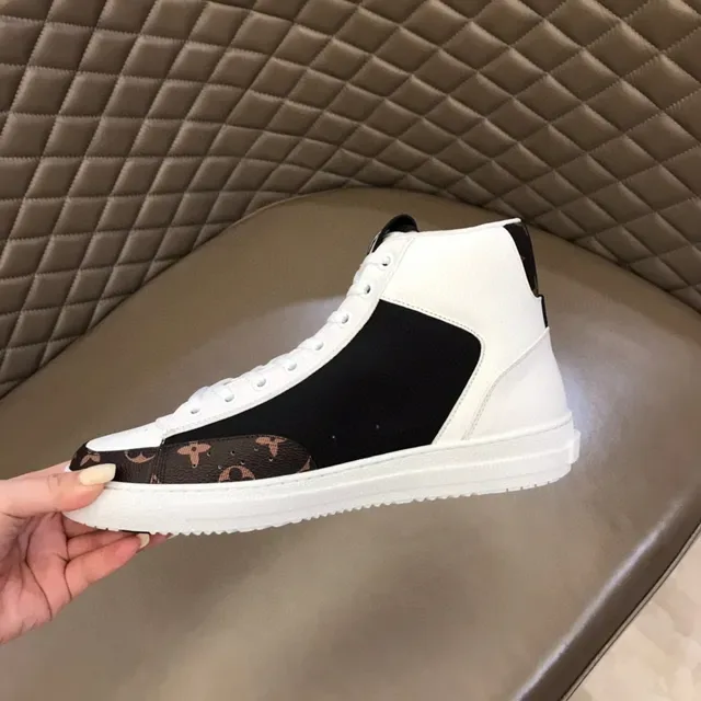 Louis Vuitton White Black हाई टॉप लेदर और मोनोग्राम कैनवास लाइफस्टाइल स्नीकर्स 3