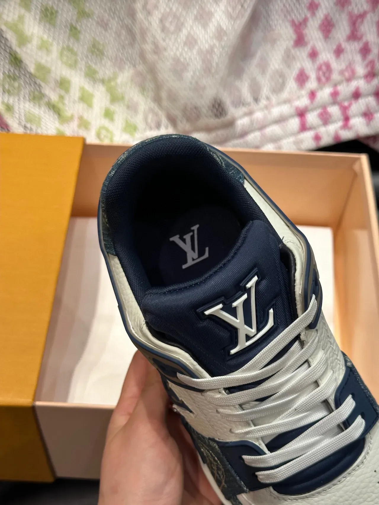 Louis Vuitton White Navy Monogrammed Side Stripe Perforated Leather Toe Lifestyle Sneakers 6