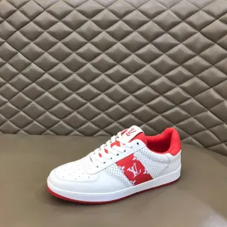 Louis Vuitton Sneakers Lifestyle Blanco y Rojo Cuero Perforado Rayas Monograma
