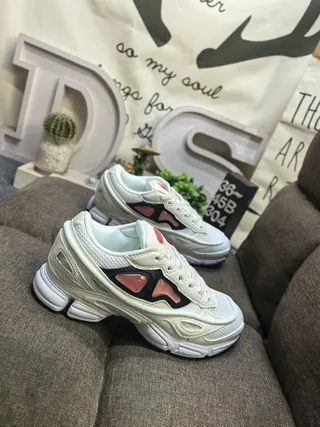 Maison Margiela أسود بيج كعب زائد طبقة شبكية وعليا مصنعة حذاء رياضي سميك 19