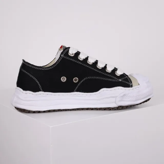 Maison Margiela Tabi 黑色帆布分趾生活方式运动鞋 7