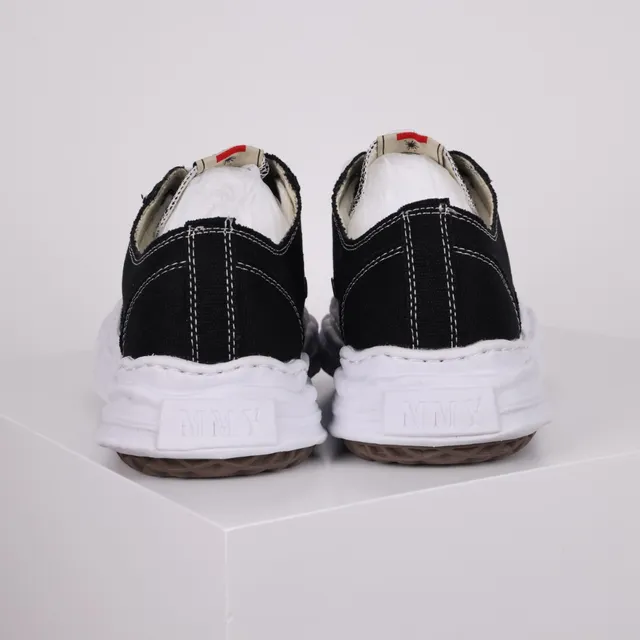 Maison Margiela Tabi 黑色帆布分趾生活方式运动鞋 8