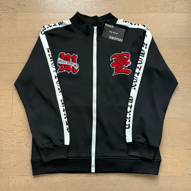 Mixed Emotion 黑白条纹 Dragon Logo 运动套装 3