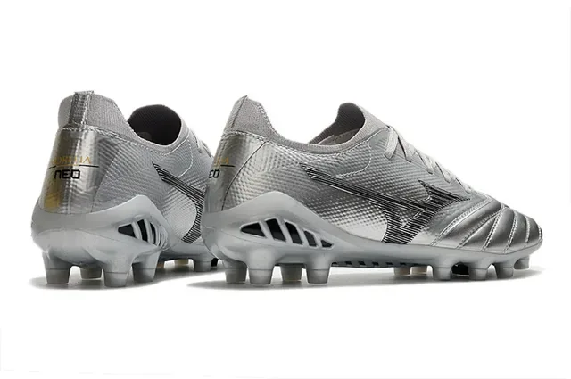 Mizuno Prata Preto Metálico Sintético Superior Wave Logo Gramado Firme Sapatos de Futebol 7