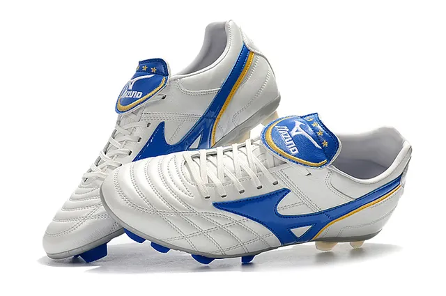 Mizuno Sapatos de Futebol Branco Azul Couro Superior Quiltado com Logo Wave em Solo Firme 21