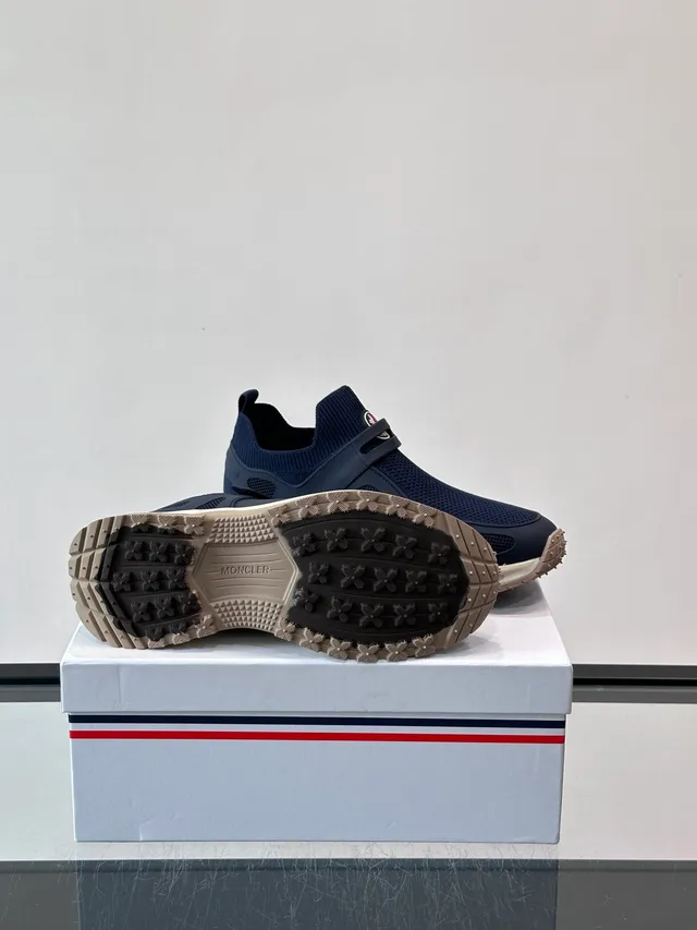 Moncler Navy Beige أحذية بدون أربطة سلايب أون بكعب سميك منحوت رياضي 2