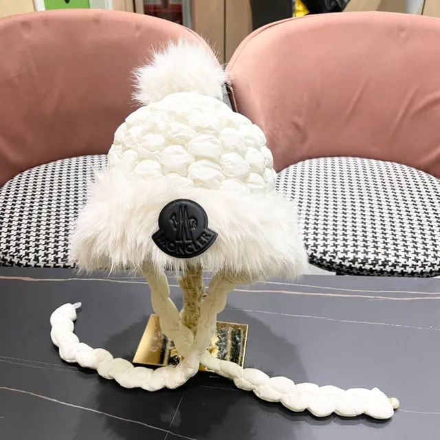 Moncler White Fur-Trimmed Knitted Beanie 3