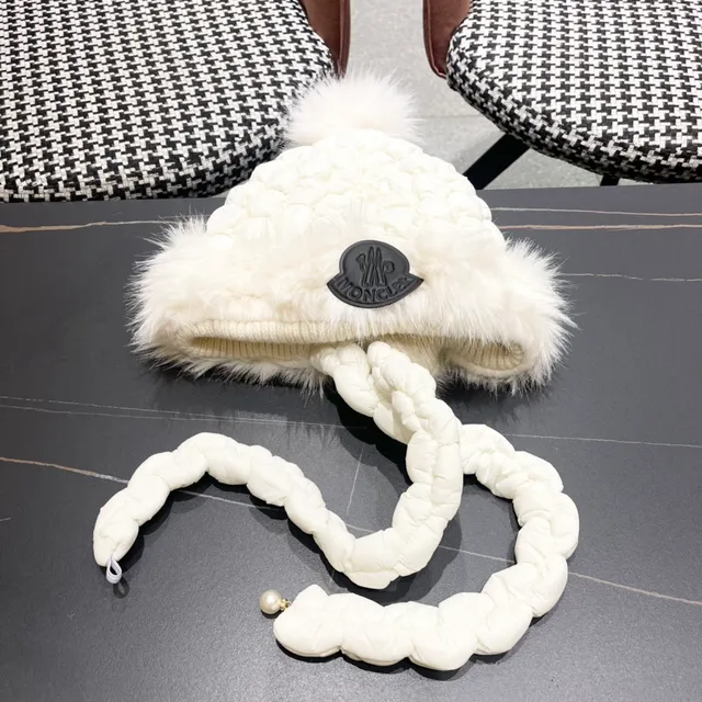 Moncler White Fur-Trimmed Knitted Beanie 9