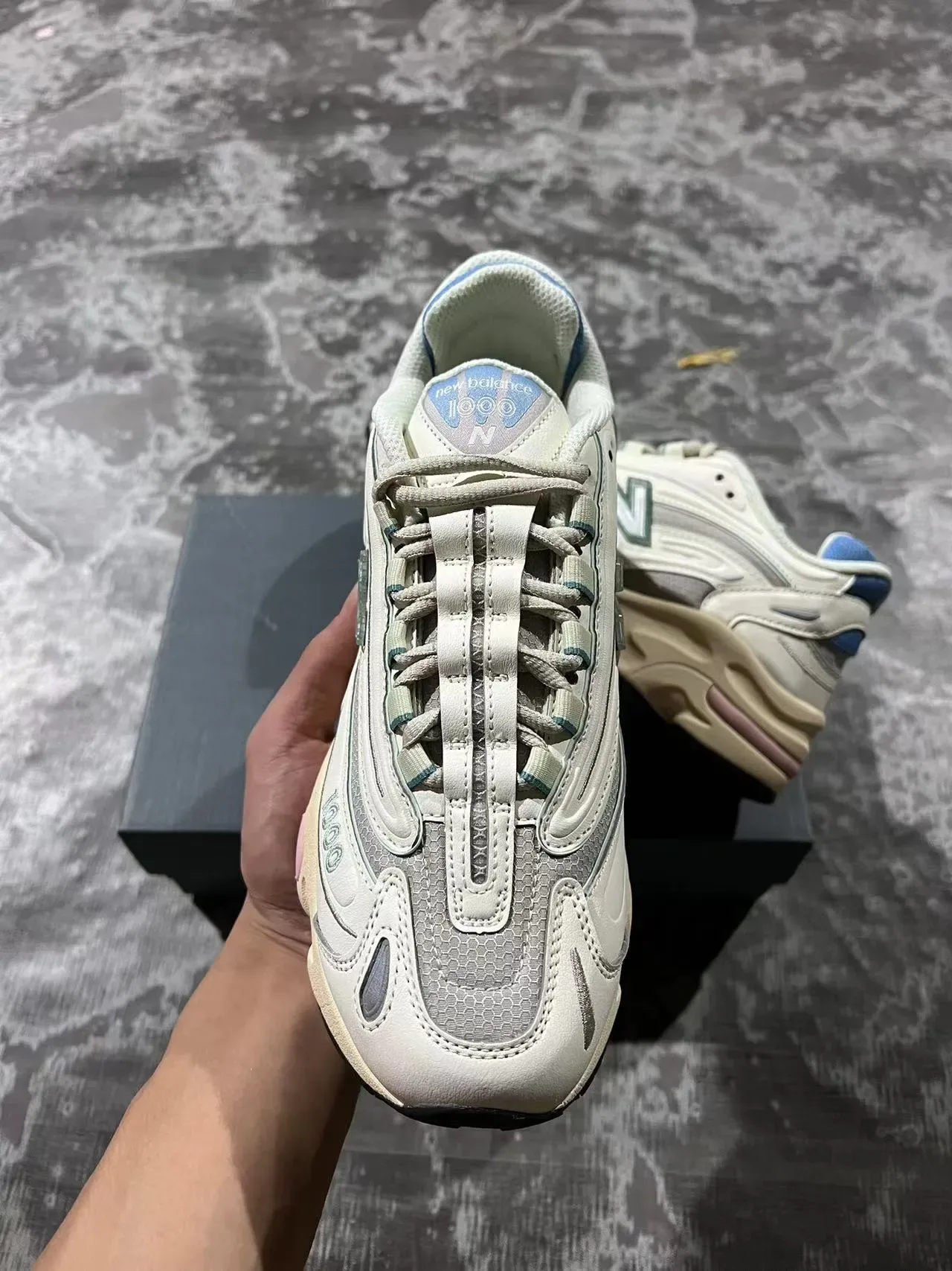 New Balance 1000 Beige Blue Retro Runner Multi-Layered Cage Construction Chunky Sneakers 3