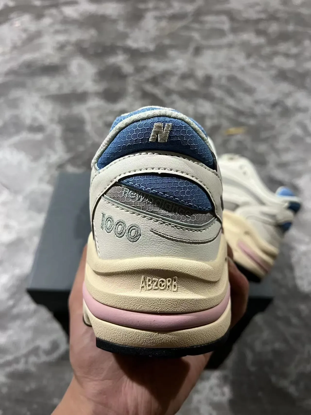 New Balance 1000 Beige Blue Retro Runner Multi-Layered Cage Construction Chunky Sneakers 8