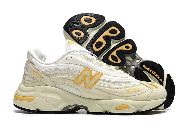 New Balance 1000 creme e dourado tênis chunky 4