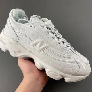 New Balance 1000 একরঙা সাদা মোটা স্নিকার্স