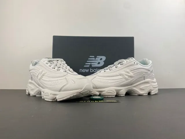 New Balance 1000 Monochromatic White Chunky Sneakers 13