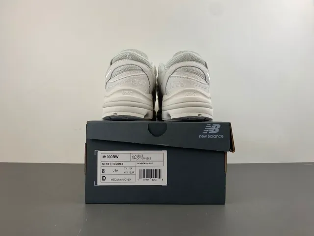 New Balance 1000 Monochromatic White Chunky Sneakers 17
