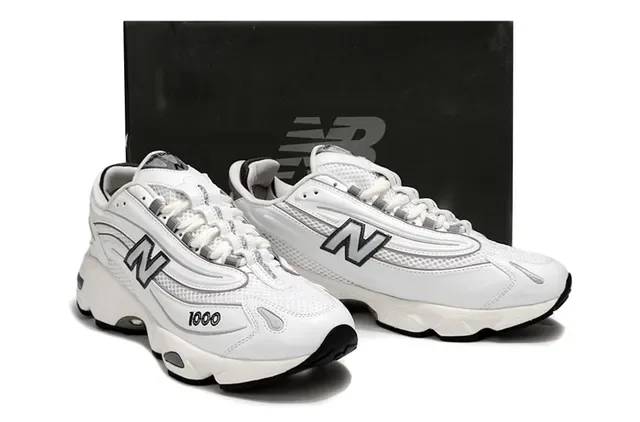 New Balance 1000 व्हाइट ग्रे चंकी स्नीकर 5