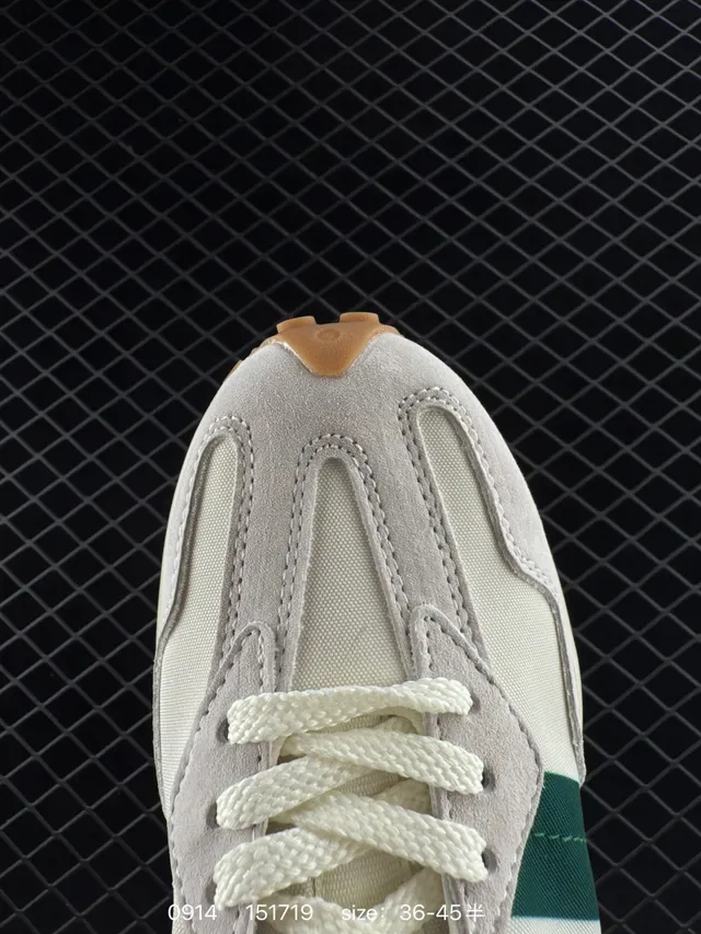 New Balance 327 Off-White and Green Lifestyle Sneakers 3