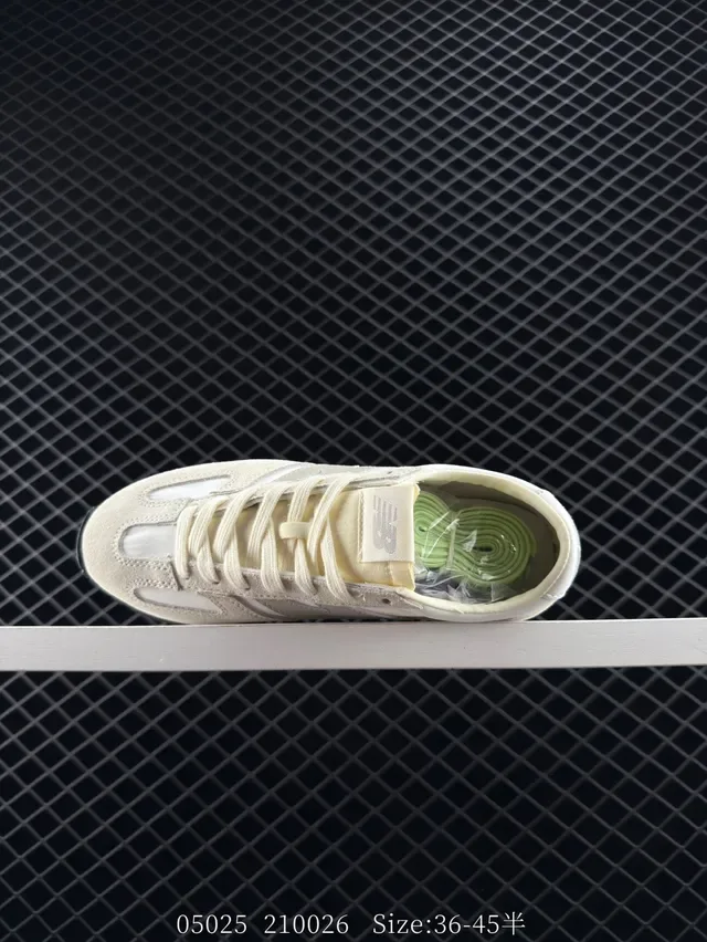 New Balance 471 Zapatillas lifestyle beige y crema de ante con capas 4