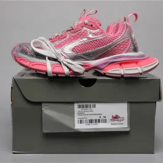 New Balance 860 Tênis de corrida rosa branco com upper de malha sintético e overlays de cage