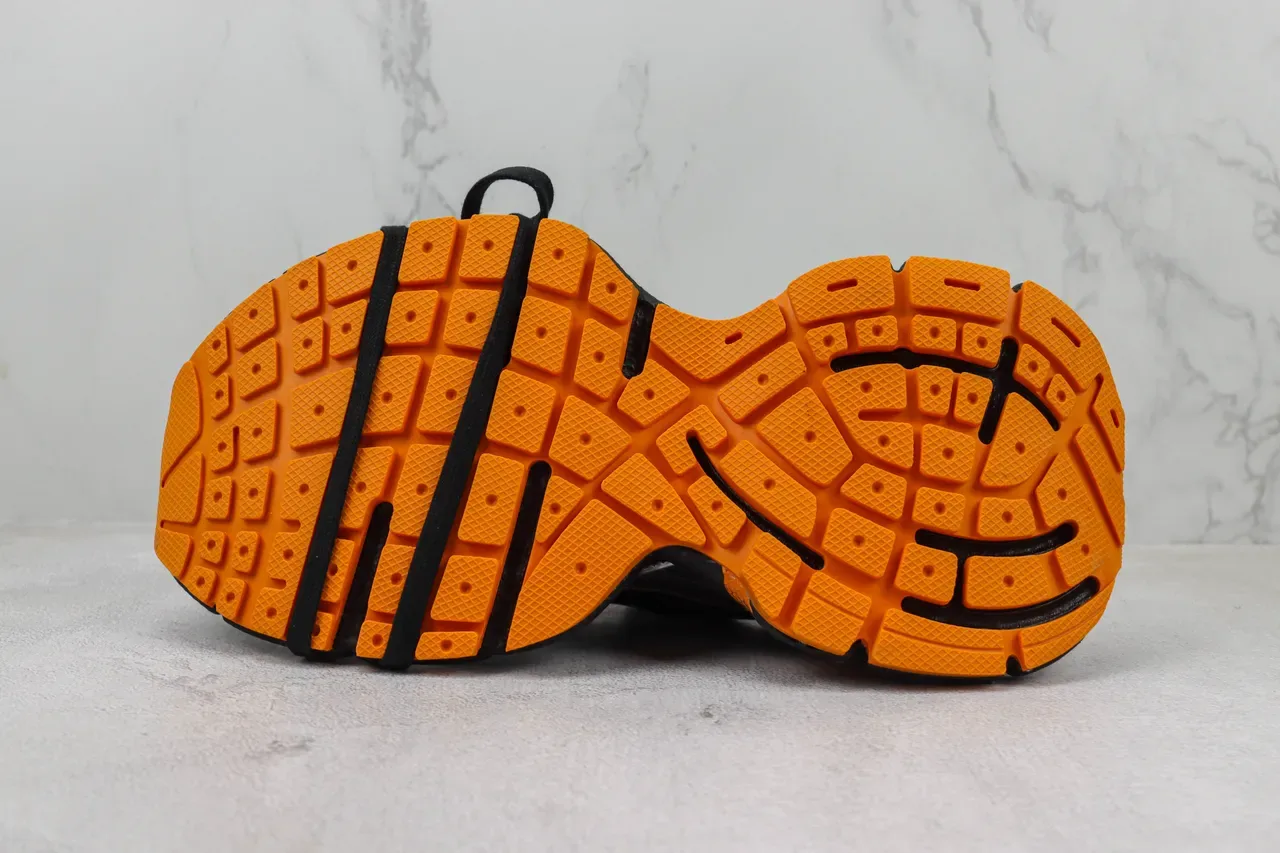 New Balance 9060 काला चाँदी नारंगी चंकी स्नीकर 8