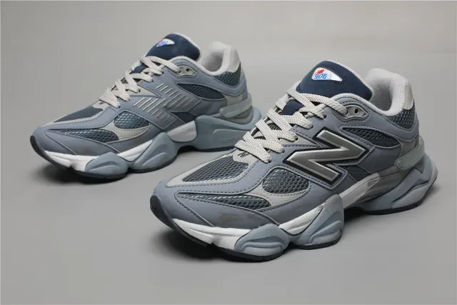 New Balance 9060 Gris y Navy Zapatillas Lifestyle 4