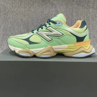 New Balance 9060 Vert menthe et sarcelle Sneakers chunky