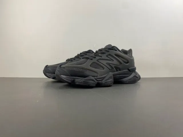 New Balance 9060 Tênis Chunky Cinza Monocromo 10
