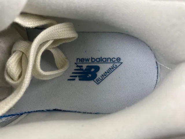 New Balance 9060 White Blue Tan tênis com sola grossa 7