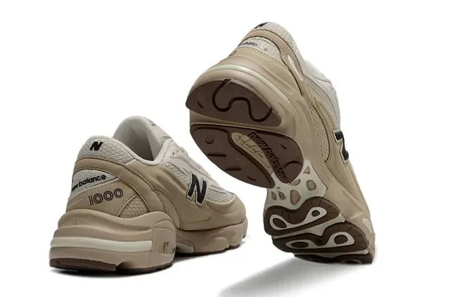 New Balance 米棕中底 混麂皮网面 厚底鞋 3