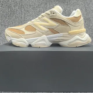 New Balance 米色棕色雕塑中底混合麂皮和网面鞋面厚底运动鞋