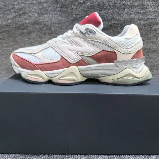 New Balance Bege Rosa Solado Intermediário Esculpido Upper de Material Misto Tênis Chunky