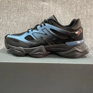 New Balance Noir Bleu Semelle Sculptée Couche Translucide Baskets épaisses