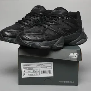 New Balance Noir Gris Monochrome Maille Multicouche et Synthétique En Haut Chaussures Lifestyle