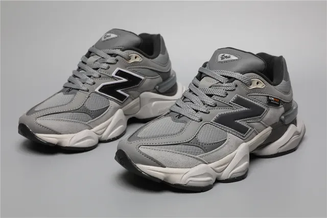 New Balance Cinza Preto Chunky Esculpido Solado Intermediário Camada Malha E Sintético Superior Tênis Lifestyle 5