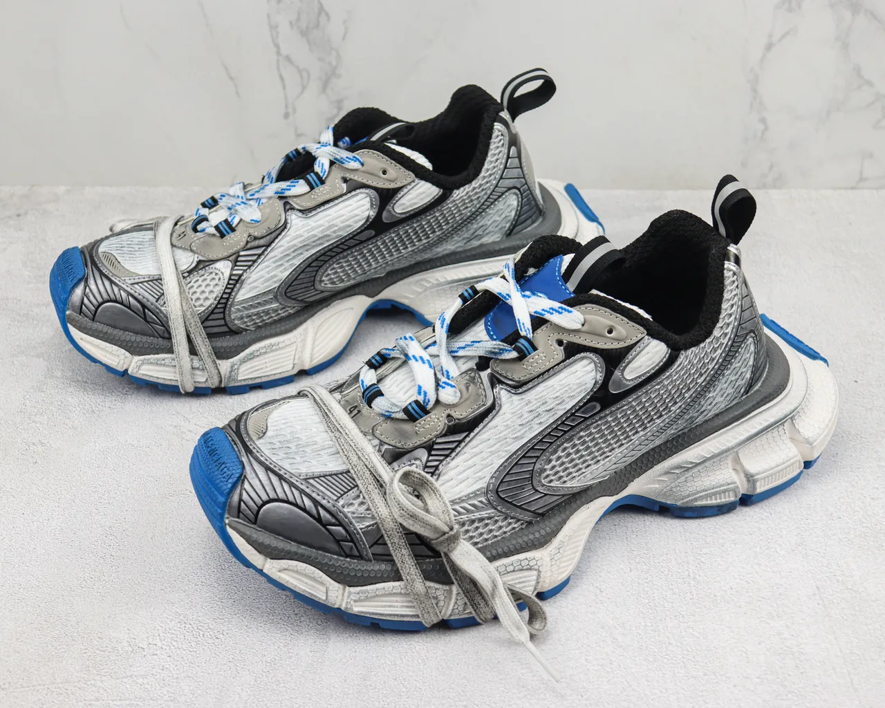 New Balance Cinza Azul Sola Plataforma Malha E Construção De Superposição Sintética Tênis Chunky 4