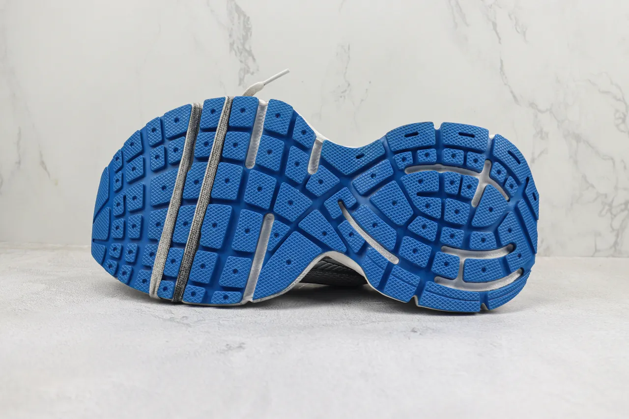 New Balance Cinza Azul Sola Plataforma Malha E Construção De Superposição Sintética Tênis Chunky 8