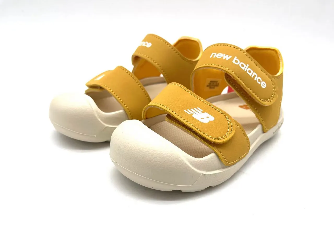 New Balance Niños Correa de dos Velcro dedo cerrado Sandalias Casual 11