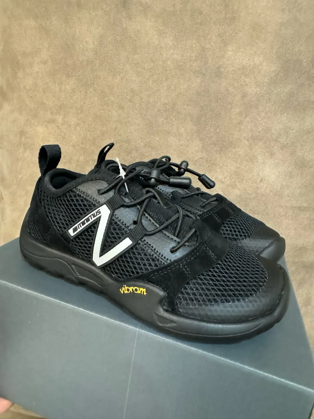 New Balance Minimus Tênis Lifestyle de Malha Preto e Branco 3