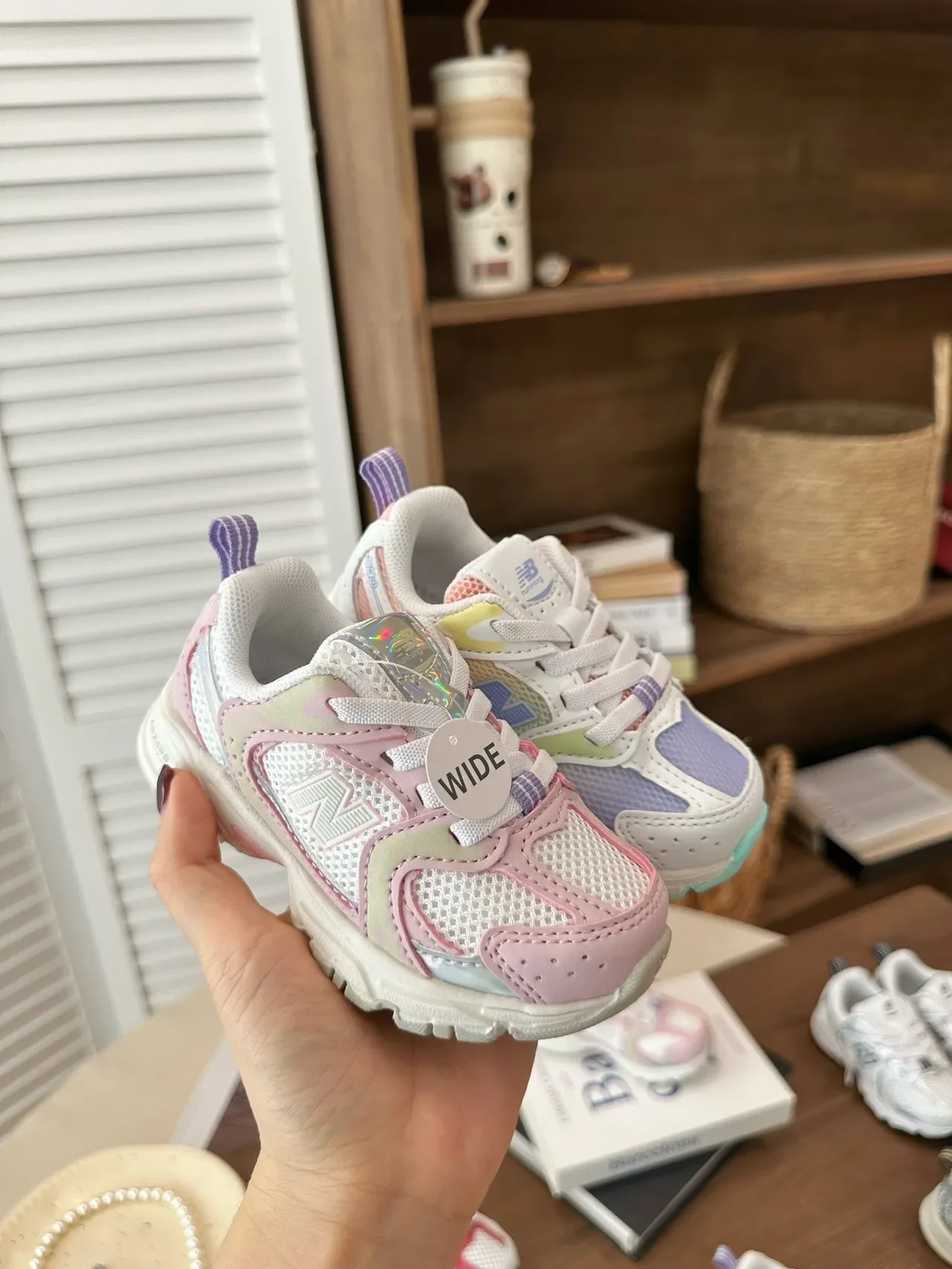 New Balance 粉白厚底中底 网面-合成混合鞋面 生活方式运动鞋 8