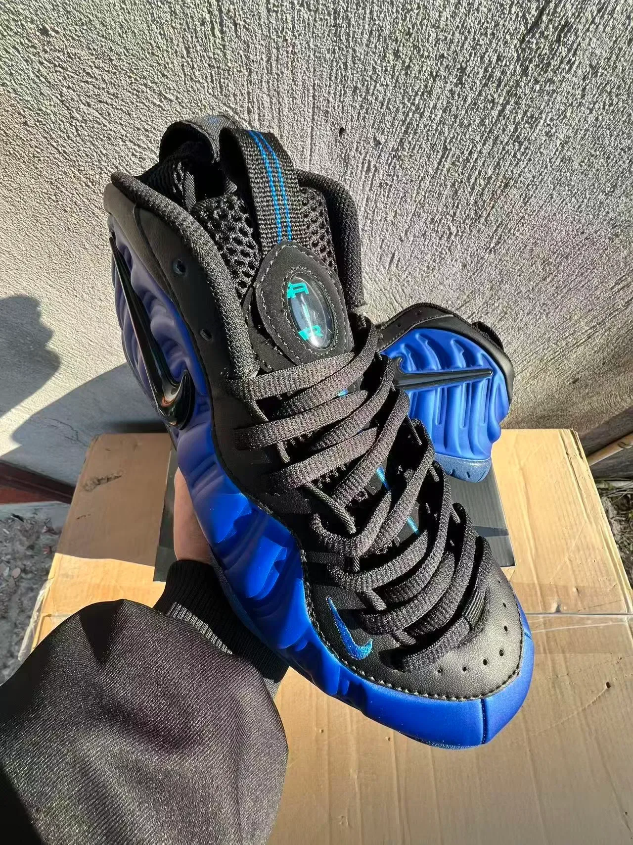 Nike Air Foamposite One Royal Blue Lifestyle Sneakers 2
